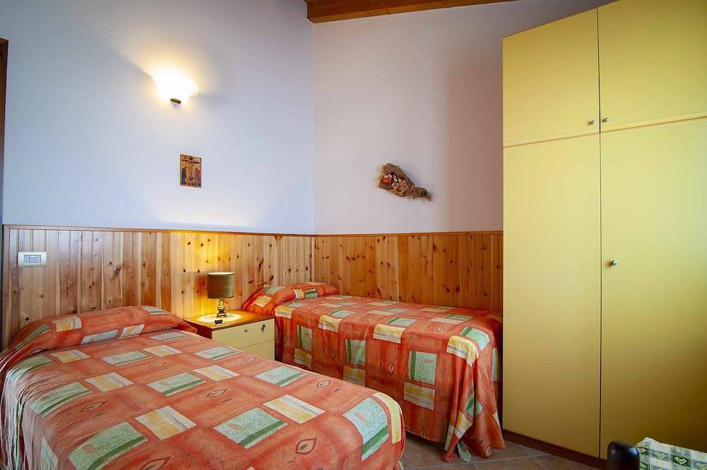 Ganze Wohnung, Dimora Miralago - mit Panoramablick auf den See in San Zeno di Montagna, Gardasee-Berge