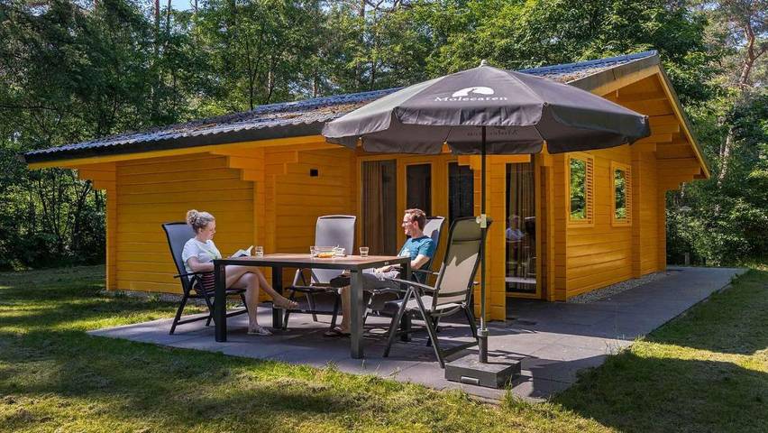 Vakantiepark voor 4 personen, with Terras and Zwembad as well as Sauna in Provincie Utrecht