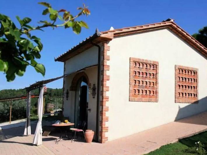 Gîte pour 2 personnes, avec piscine et terrasse à Vinci - 3