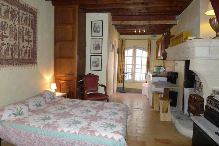 Gîte pour 2 personnes, avec vue et terrasse dans Place aux Herbes - 4