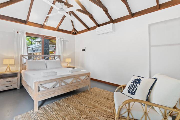 Holiday home for 8 people, with garden and hot tub in Byron Bay
