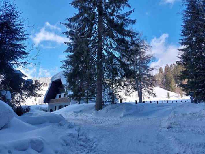 Ferienhaus für 6 Personen, mit Balkon und Terrasse sowie Garten und Ausblick in Liezen
