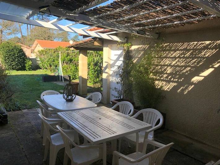 Casa de vacaciones para 9 personas, con piscina además de jardín y terraza - 1