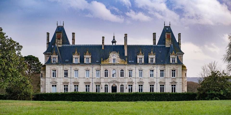Hôtel pour 3 personnes, avec Terrasse et Jacuzzi ainsi que Jardin et Piscine