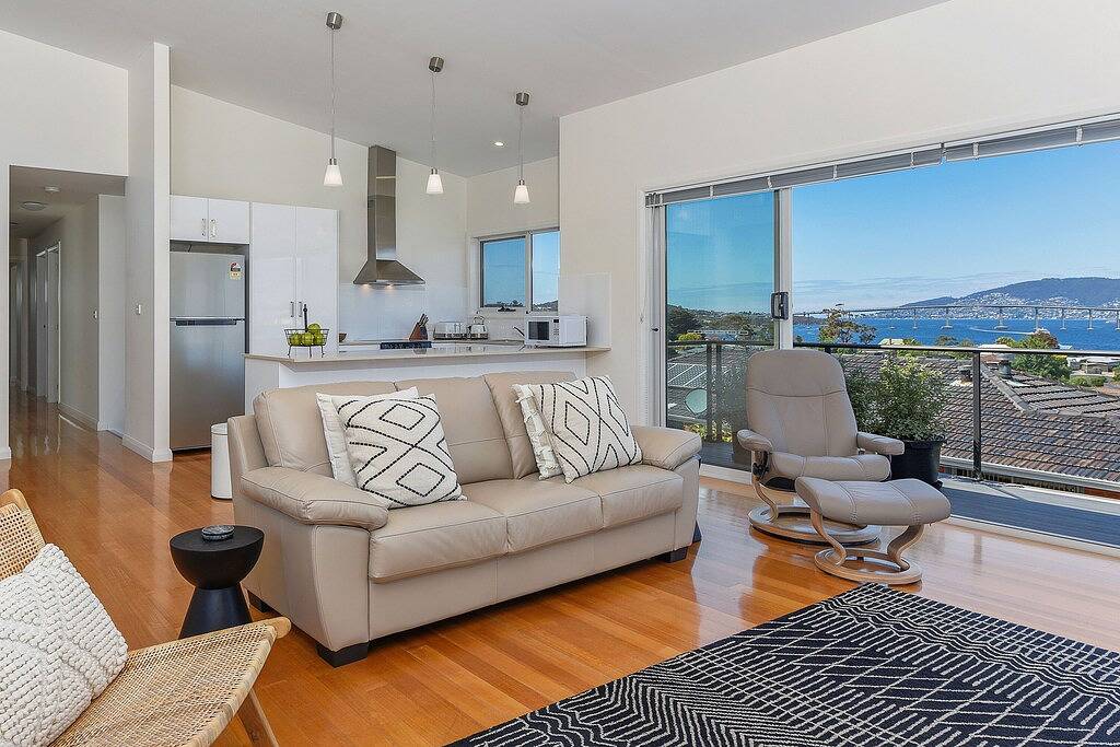 Holiday Home for 6 People in Hobart, Tasmania