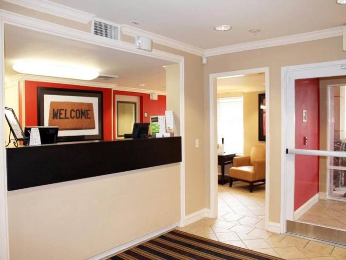 Apartamento entero, 1 Cama Tamaño Queen | Ada/ri Ducha/fumadores/cocina in Memphis, Tennessee