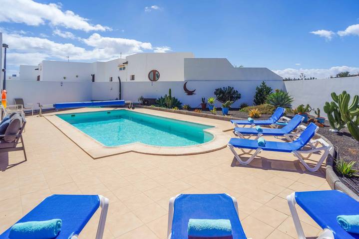Villa für 10 Personen, mit Whirlpool und Terrasse auf Lanzarote - 3