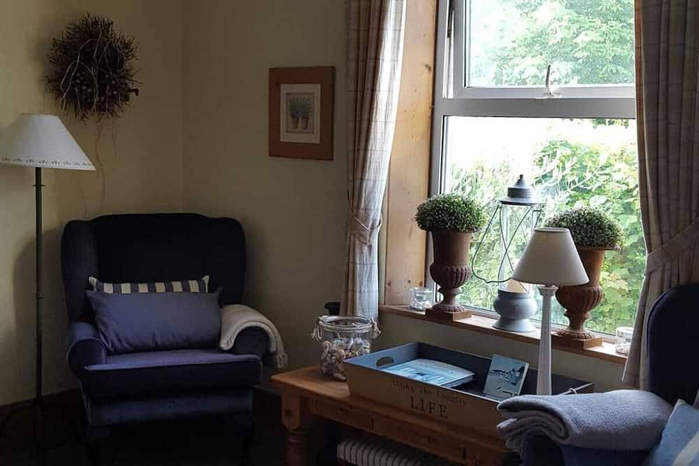 Very cozy cottage in country house style between Dover and Canterbury! in River (Kent), Kent