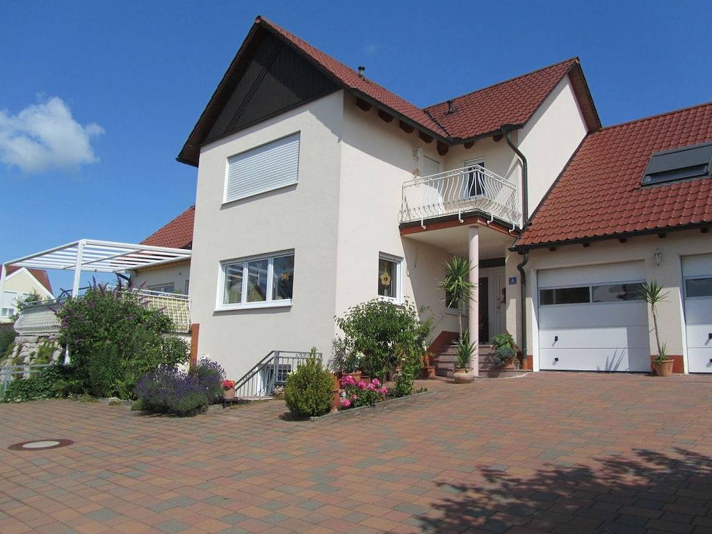 Ferienwohnung mit 2 Schlafzimmer in Obertraubling, Ostbayern