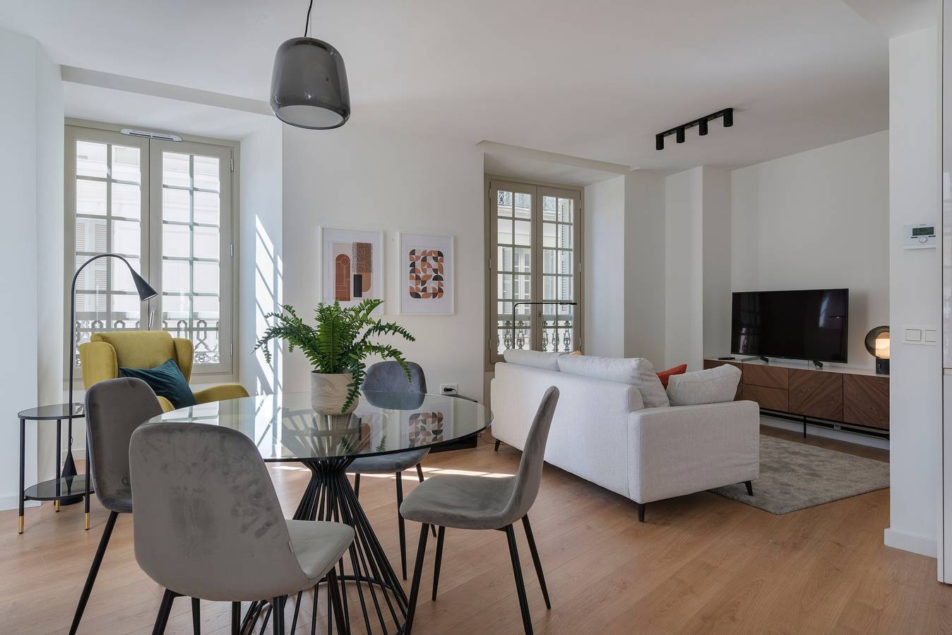 Apartamento entero, Key-wise lujo Alcántara Plaza Teatro 2 hab. parking gratis in Malaga Centro Historico, Málaga