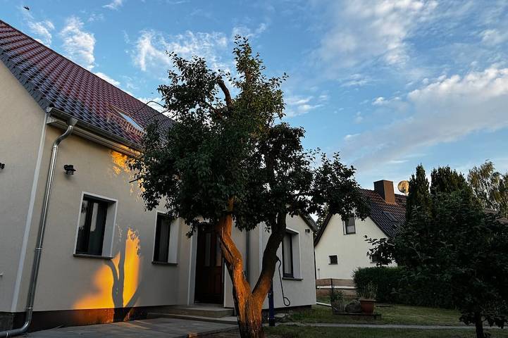 Ferienwohnung für 5 Personen, mit Terrasse und Garten in Rankwitz
