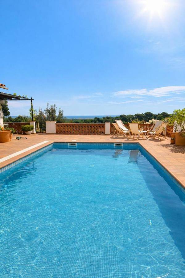 Casa rural para 18 personas, con Balcón y Terraza además de Jardín y Piscina en els Masos de Pals - 3