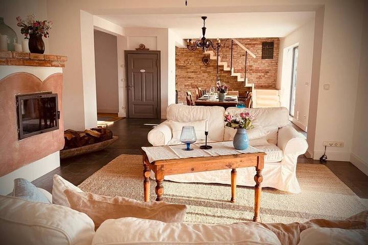 Ferienhaus für 10 Personen, mit Terrasse und Garten