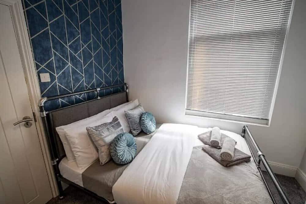 Abingdon House | 4Bdr | 4 Ensuite | Workstays Uk in Middlesbrough, North East England