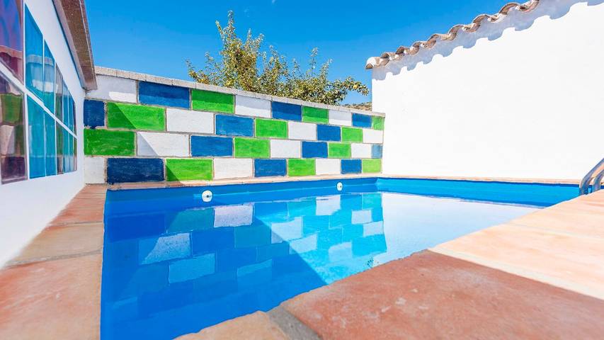 Finca für 4 Personen, mit Balkon/Terrasse und Pool in Los Alcornocales