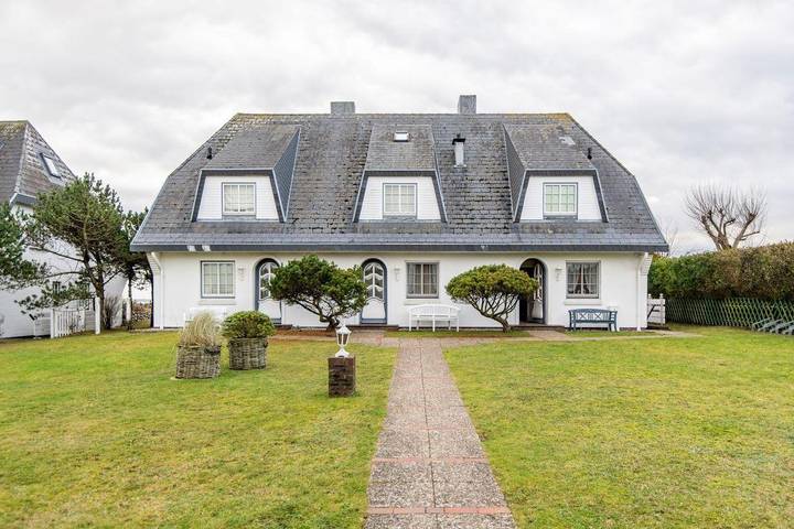 Ganze Ferienwohnung, Luxus Sönshörn, rechts in Munkmarsch, Sylt (Gemeinde)