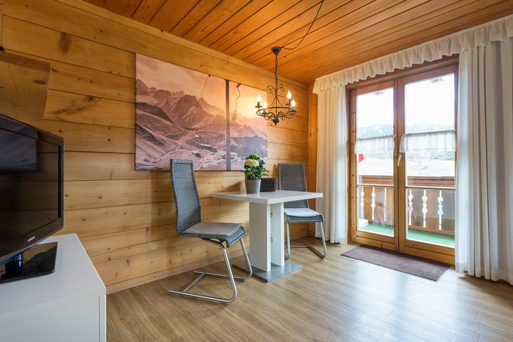 Ferienwohnung für 3 Personen, mit Balkon und Garten in Oberstdorf - 3