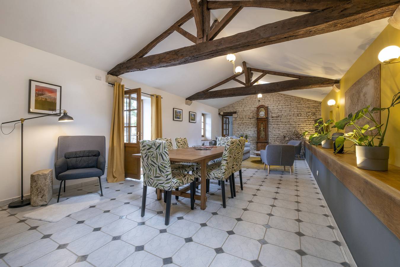 Gites de La Berniere - Tournesol (4 Guests) in Brûlain, Région de Niort