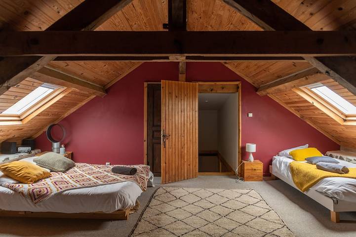 Location de vacances pour 8 personnes, avec piscine et jardin, animaux acceptés à Arudy - 3