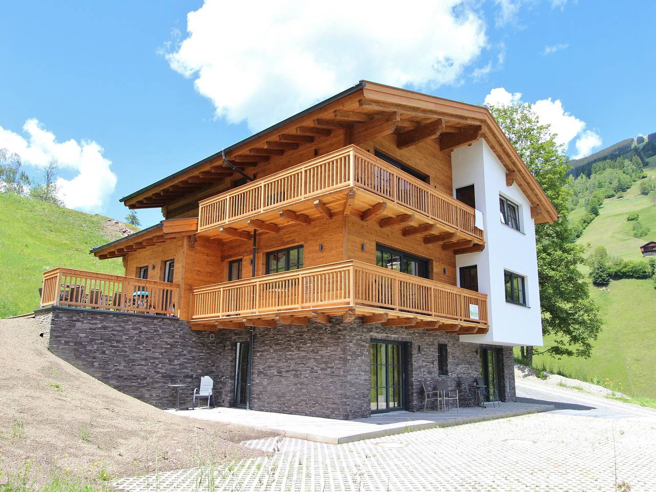 Chalet in Saalbach by Jausern Ski Lift in Saalbach, Kitzbuehl alps
