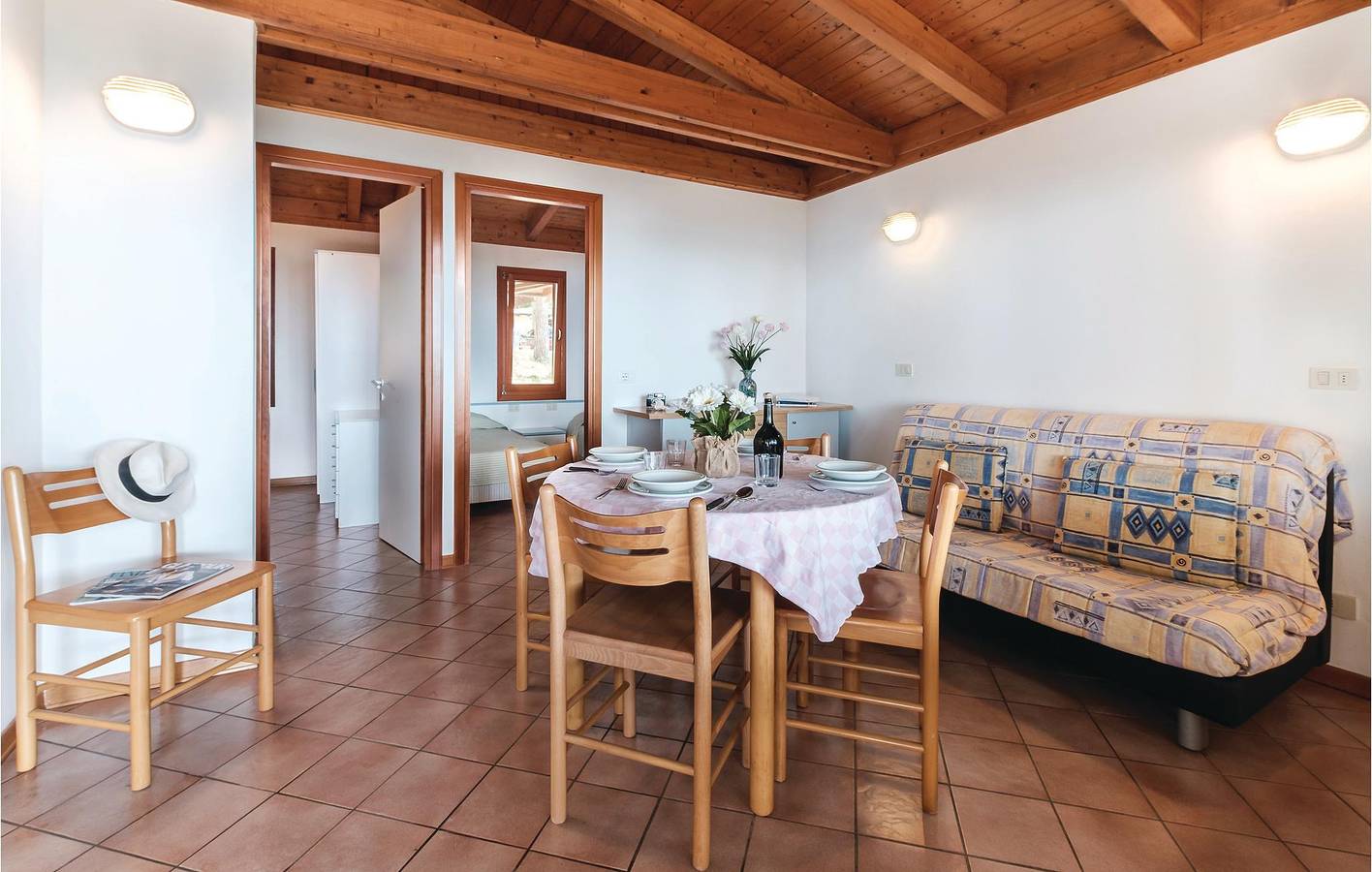 Rifugio sulla spiaggia con WiFi, parcheggio, piscina e terrazza in Aquileia, Provincia d'Udine
