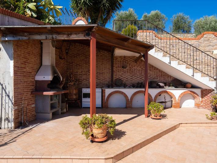 Ferienwohnung für 8 Personen, mit Balkon und Terrasse sowie Garten in San Remo - 4