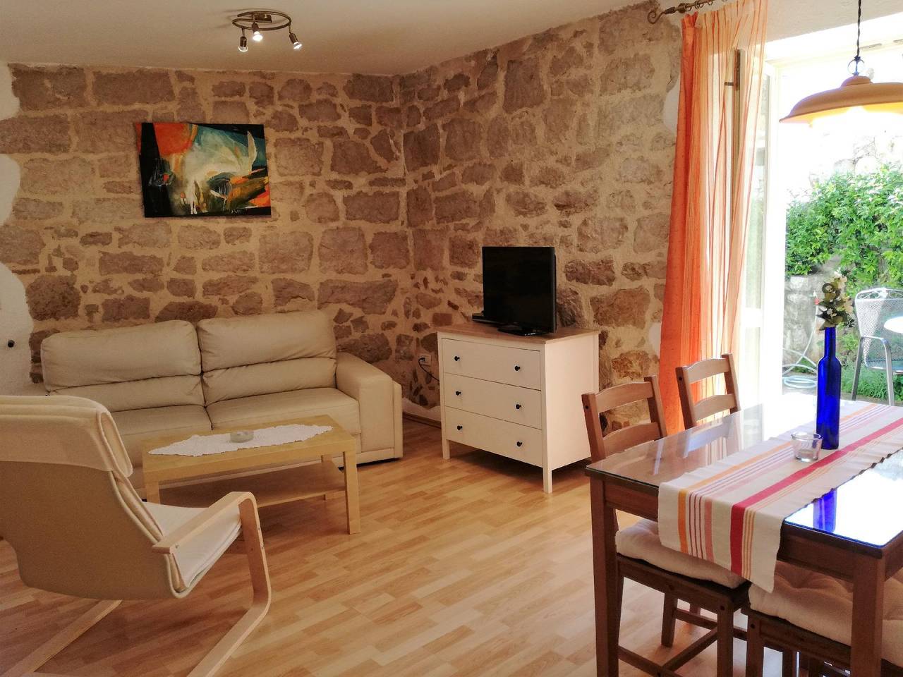 Ganze Ferienwohnung, App Nirvana mit Terrasse in der Altstadt von Vrsar in Vrsar, Vrsar-Funtana