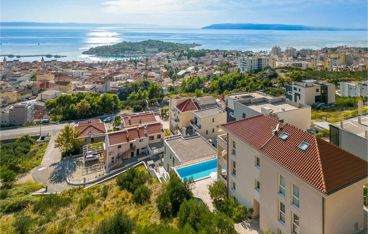 Ferienhaus für 14 Personen, mit Sauna und Terrasse in Makarska - 3