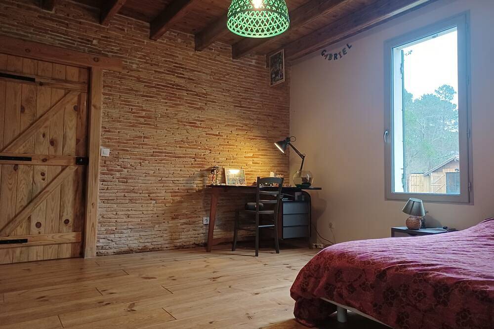 Maison Landaise Rénovée au Milieu de 2 Hectares in Sanguinet, Côte d’Argent