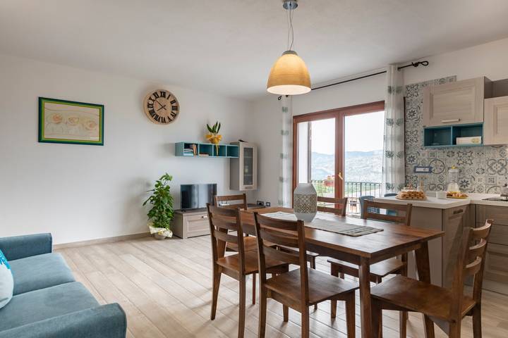 Gîte pour 6 personnes, avec balcon dans Dorgali - 3
