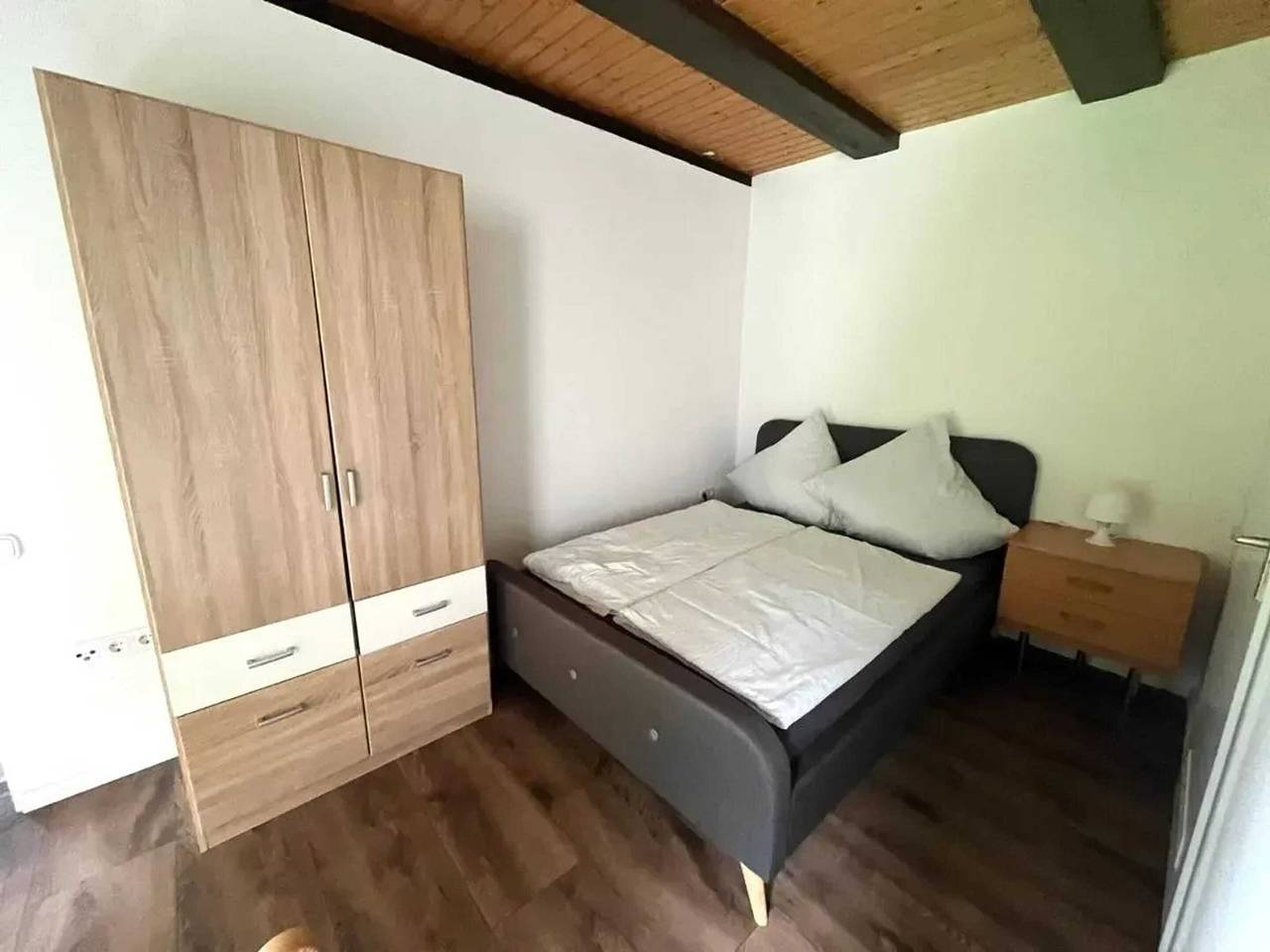 Ganze Wohnung, Helle Wohnung in Emden mit Terrasse 60 m² in Emden, Ostfriesland