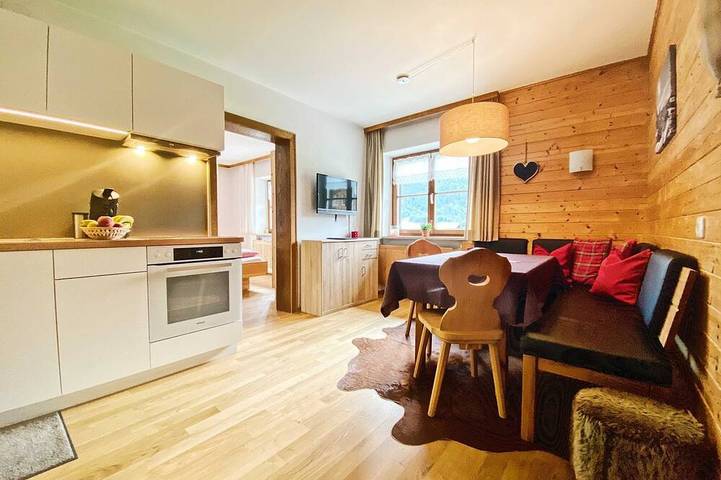 Appartement de vacances pour 4 personnes, avec jardin