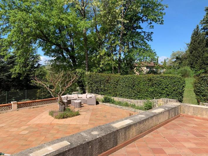 Location de vacances pour 21 personnes, avec piscine et balcon ainsi que jardin et vue à Loriol-du-Comtat - 2