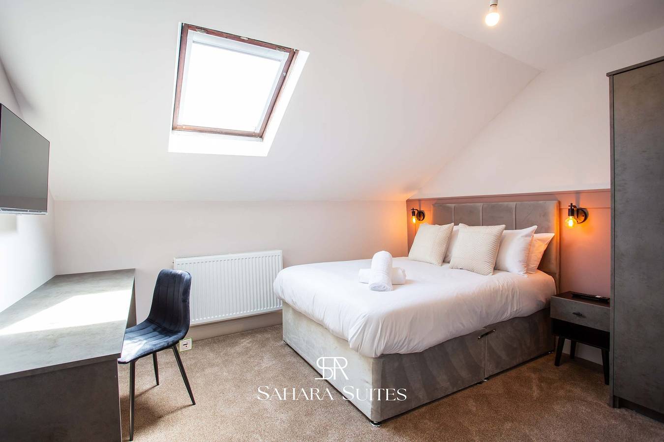 Luxury 9Bed 9Ensuite   Contractors   Free Parking in Sunderland