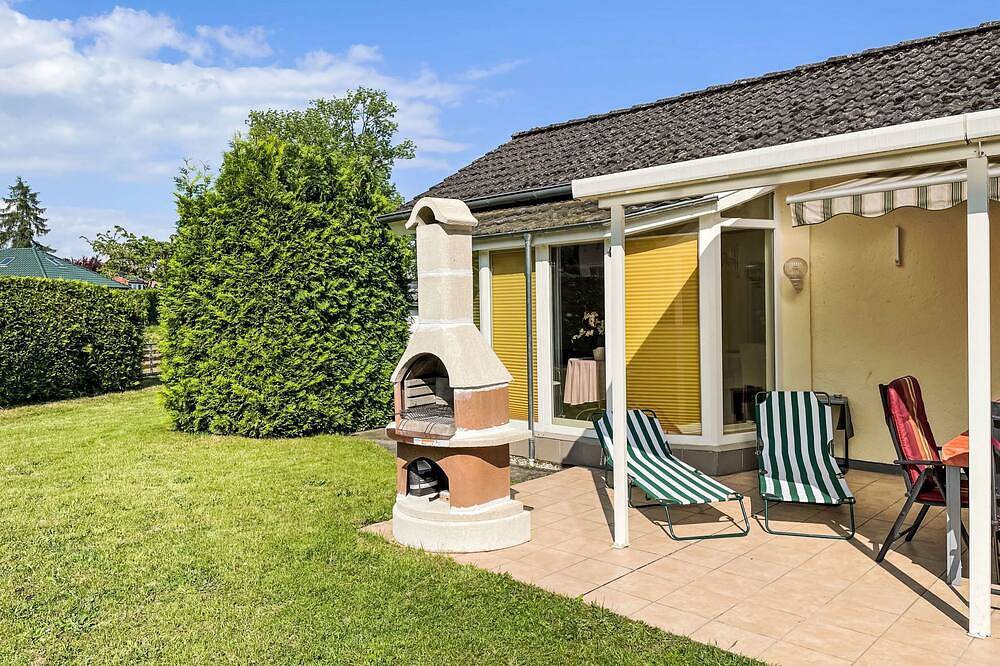 Alexorella by Interhome in Godern, Pinnow