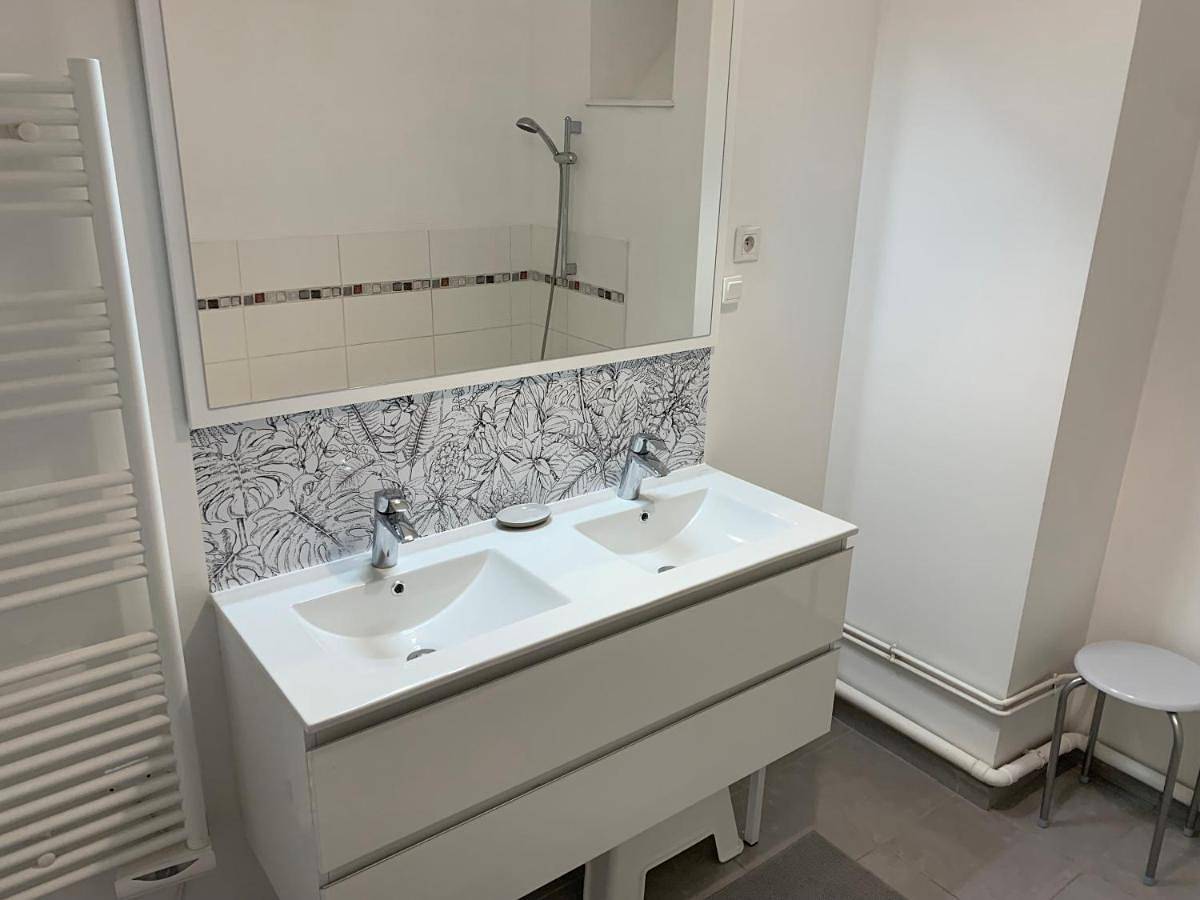 Four-Bedroom House in Givry, Région de Chalon-sur-Saône