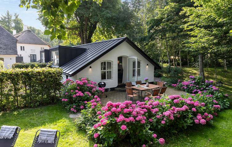 Ferienhaus für 4 Personen, mit Terrasse und Garten in Apenrade