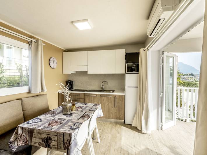 Ferienhaus für 5 Personen, mit Kinderpool und Terrasse sowie Garten, mit Haustier in Gardasee-Lombardei - 4