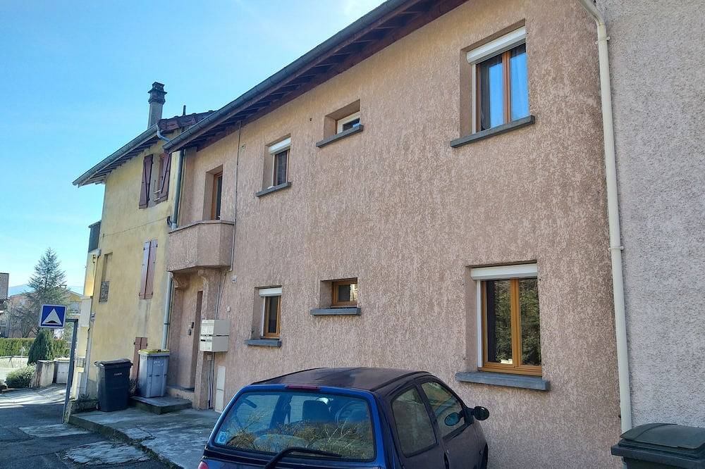 Apartamento entero, Le Manant aparthotel in Valserhône, Nantua