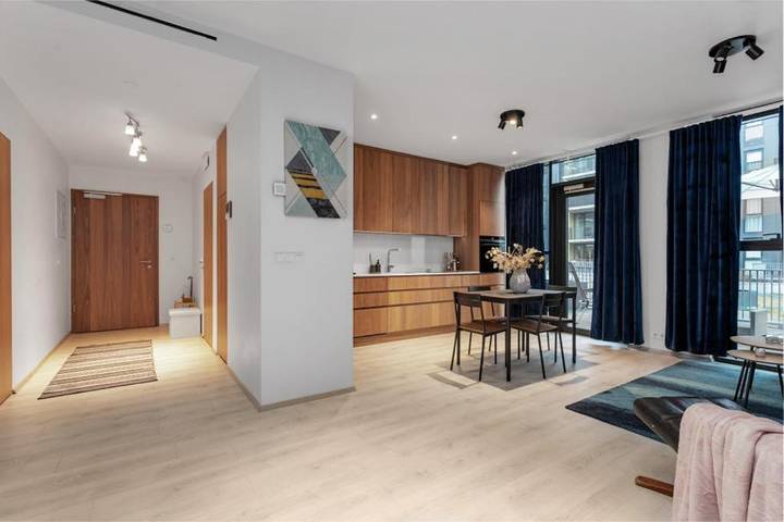 Vakantiewoning voor 6 personen, with uitzicht and balkon as well as tuin and zwembad in Reykjavik