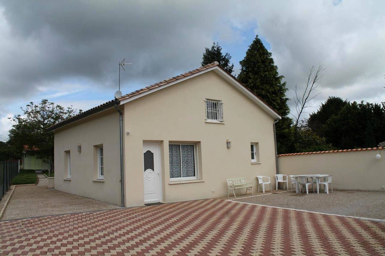 18B Rue Winston Churchill in Jonzac, Région de Jonzac