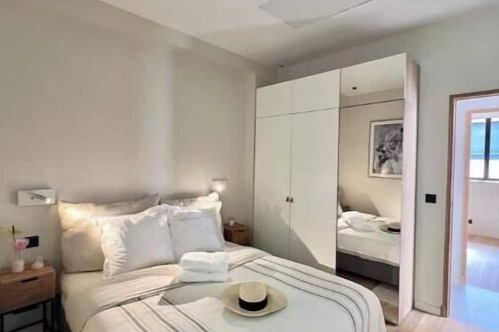 Nouvelle Villa Contemporaine ! Climatisation et vue sur la mer ! in Villefranche-sur-Mer, Nice region