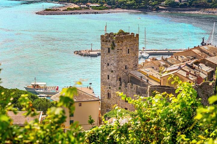 Ferienhaus für 2 Personen, mit Whirlpool und Pool sowie Terrasse in Porto Venere Gemeinde