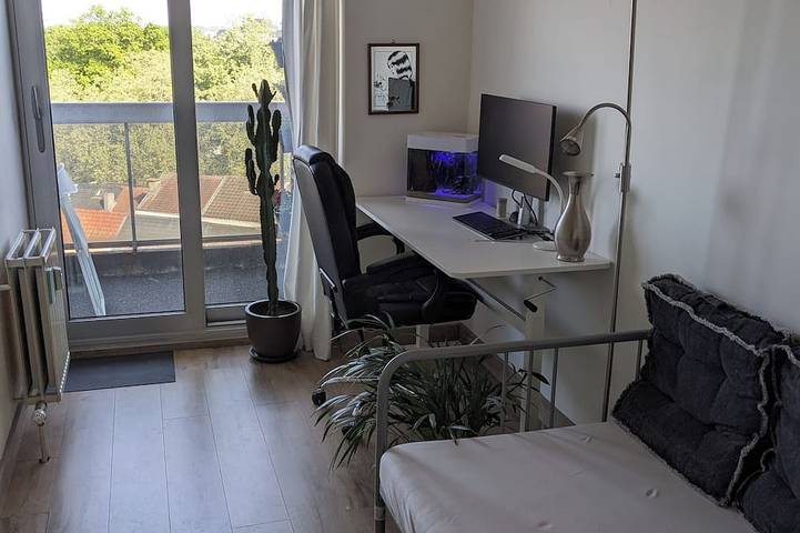 Ganze Wohnung, Stylish apartment with Ac and sweeping views over historic Leuven in Löwen, Flämisch-Brabant
