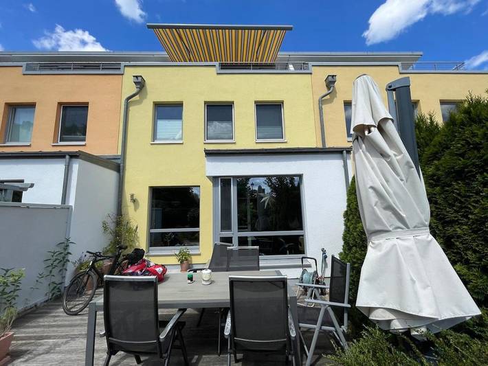 Ferienhaus für 6 Personen, mit Ausblick und Garten sowie Sauna in Rostock