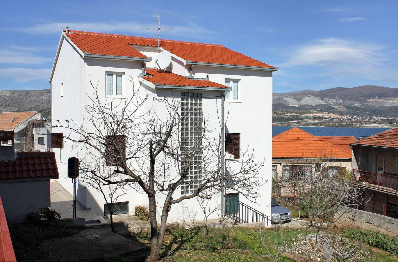 Entire apartment, One bedroom apartment with terrace and sea view Mastrinka, Čiovo A-4836-c in Mastrinka, Ciovo