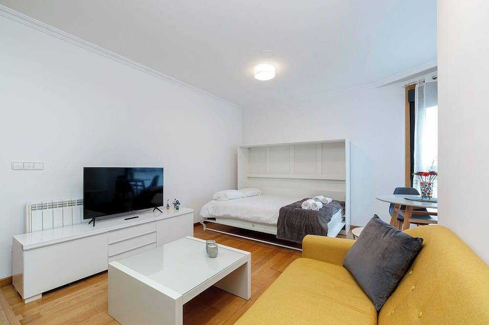 Entire apartment, Estilo en Calle Brasil in Vigo, Rías Baixas