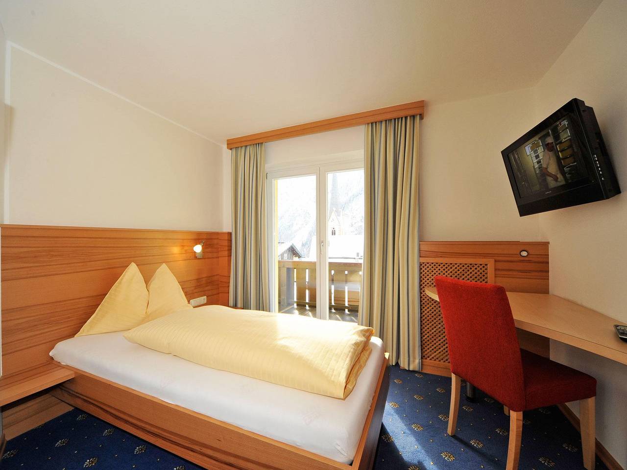 Ganze Ferienwohnung, Einzelzimmer, Dusche, Wc, Balkon in Heiligenblut, Bezirk Spittal an der Drau