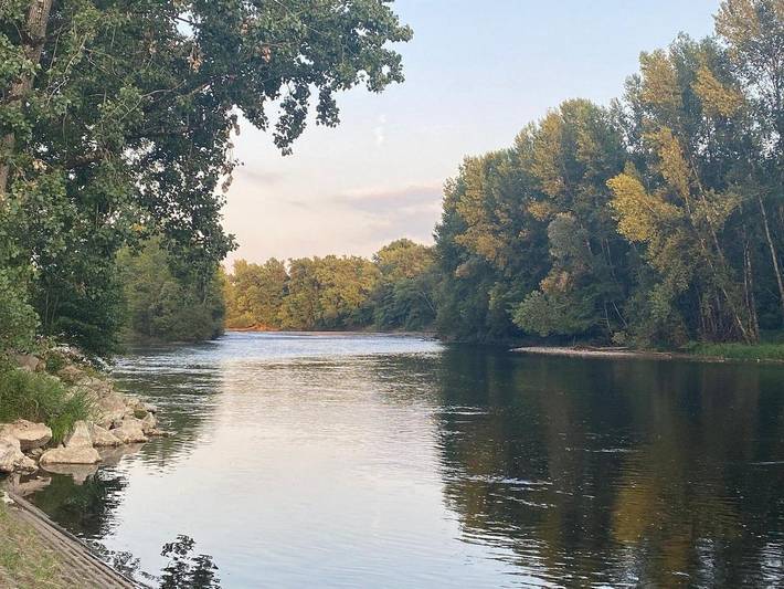 Location de vacances pour 2 personnes, avec jardin et terrasse à Girac