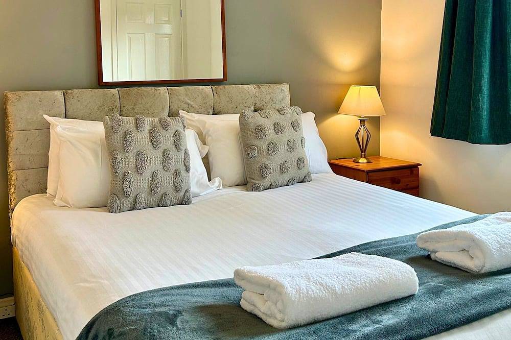 Rum -  a chalet that sleeps 4 guests  in 2 bedrooms in Oban, Loch Linnhe
